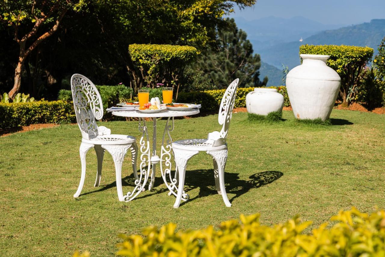 Gasthaus Highgrove Estate By Ishq Labugolla Exterior foto